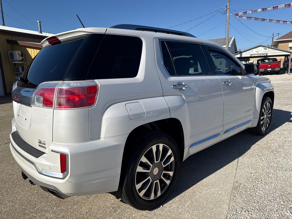 2017 GMC Terrain Image 5
