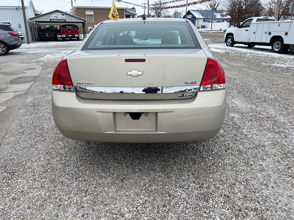 2011 Chevrolet Impala Image 6
