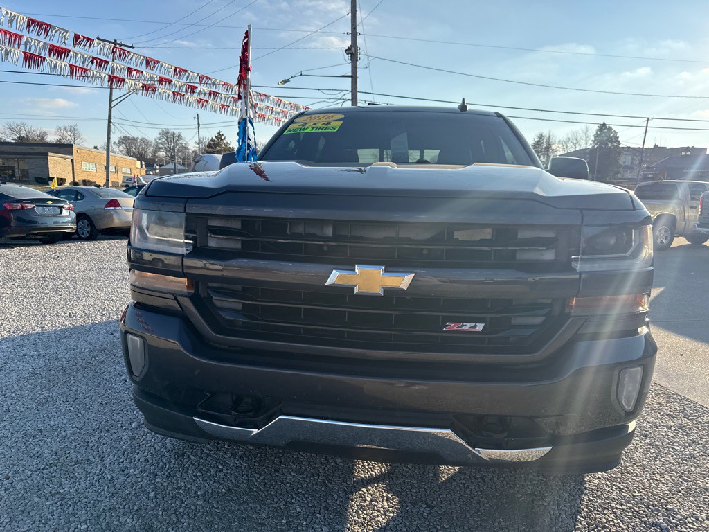 2016 Chevrolet Silverado 1500 Image 2