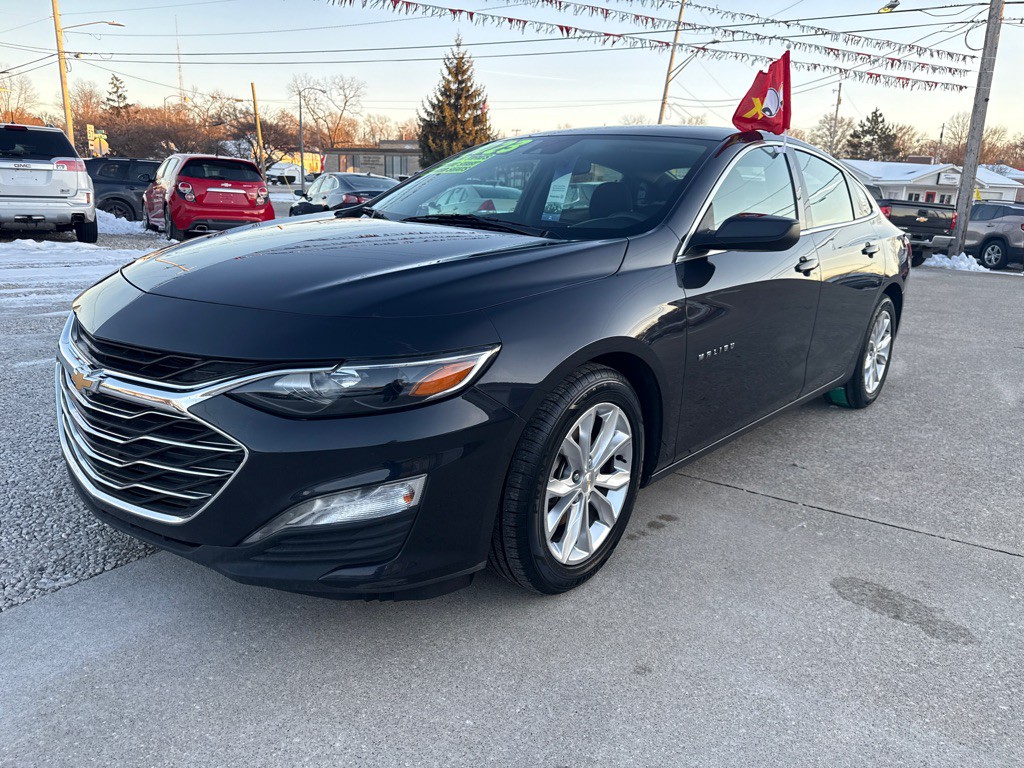 2023 Chevrolet Malibu Image 1