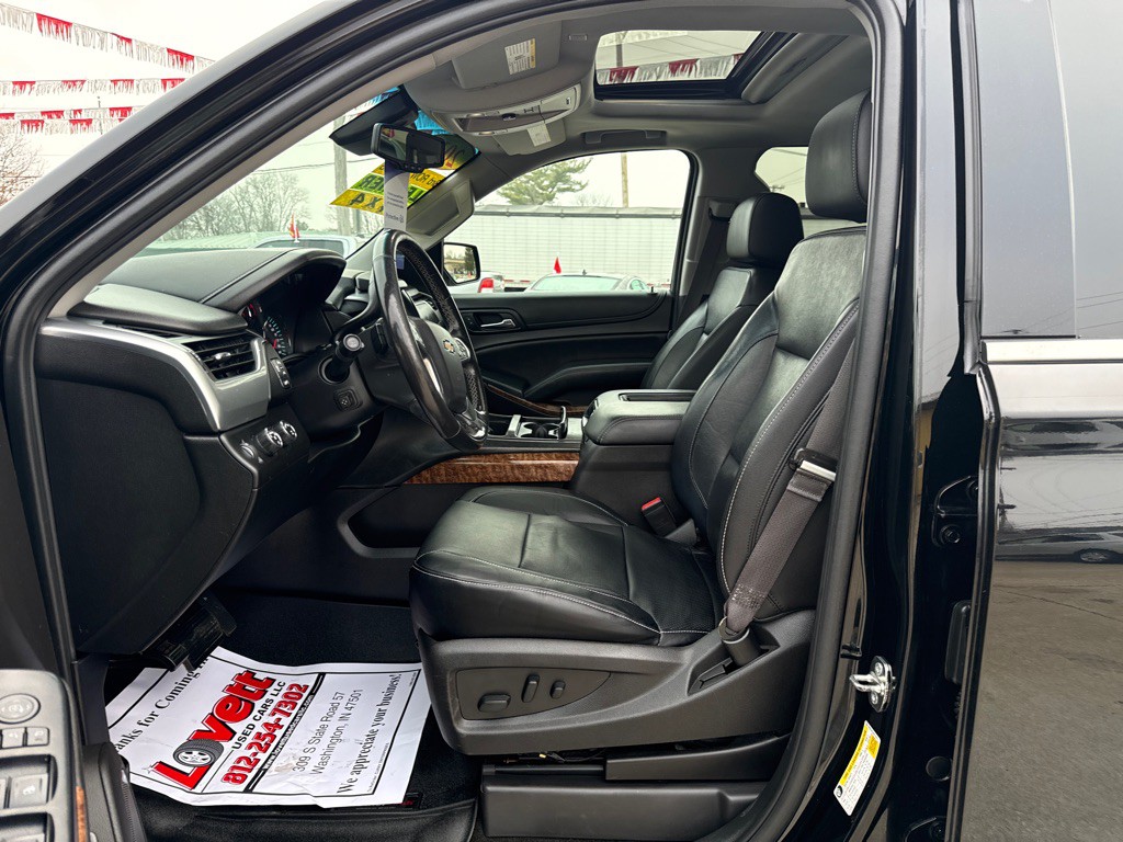 2017 Chevrolet Suburban Image 14