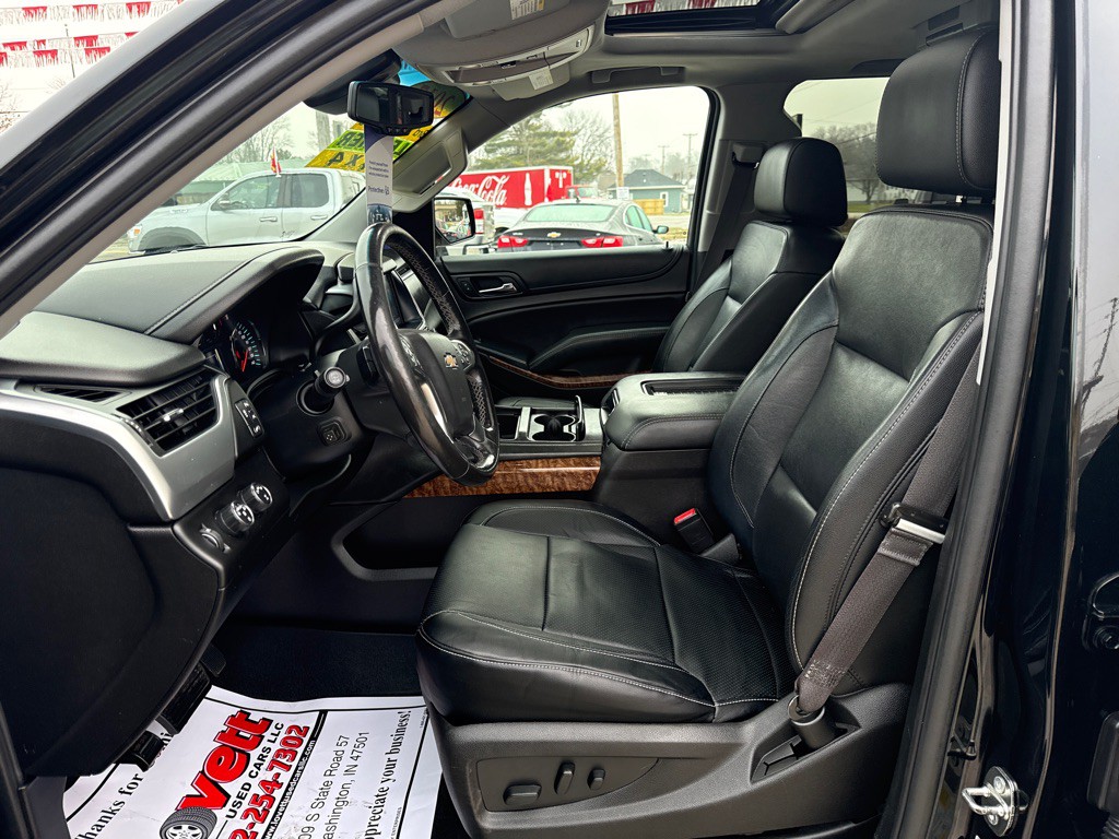 2017 Chevrolet Suburban Image 15
