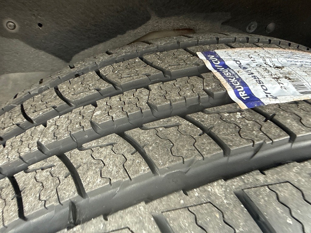 2017 Chevrolet Suburban Image 28