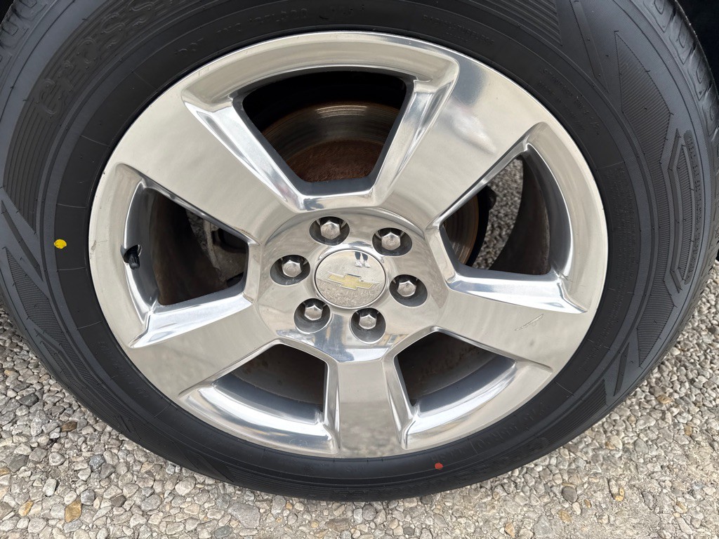 2017 Chevrolet Suburban Image 29