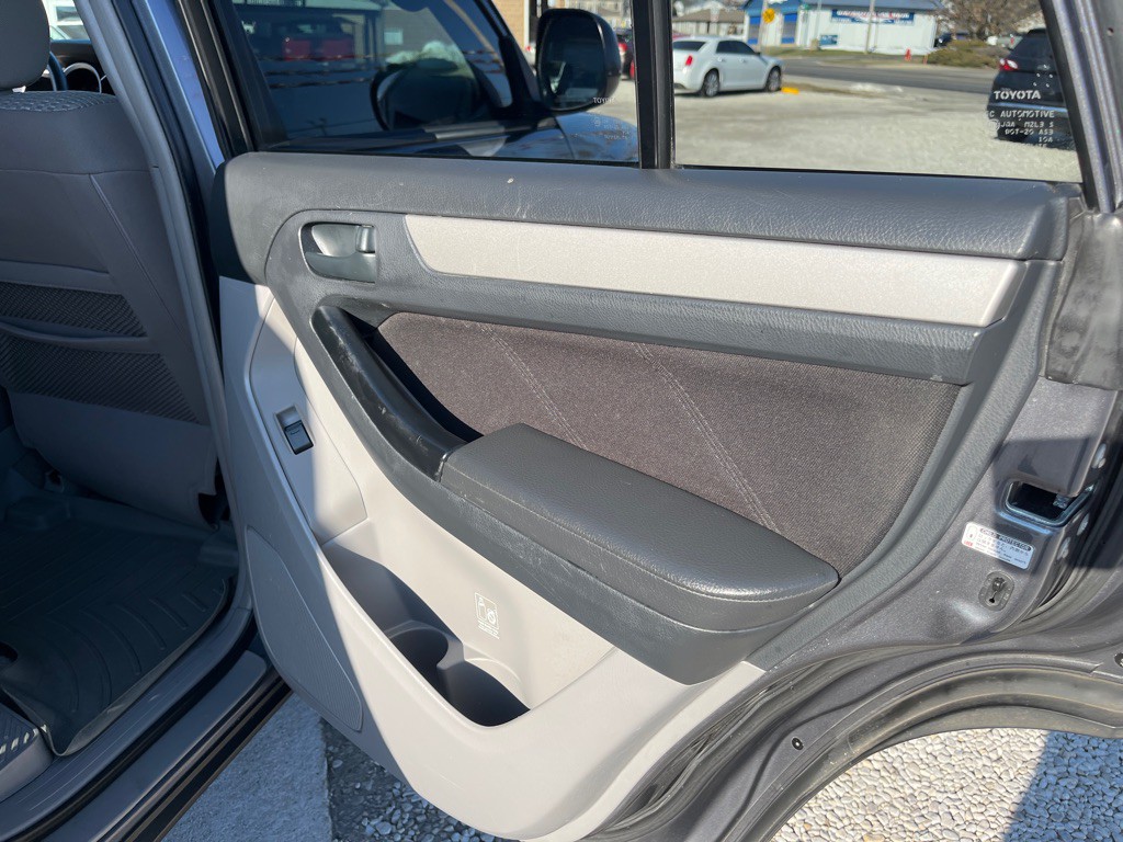 2009 Toyota 4Runner Image 21