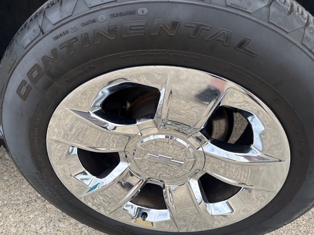 2017 Chevrolet Suburban Image 27