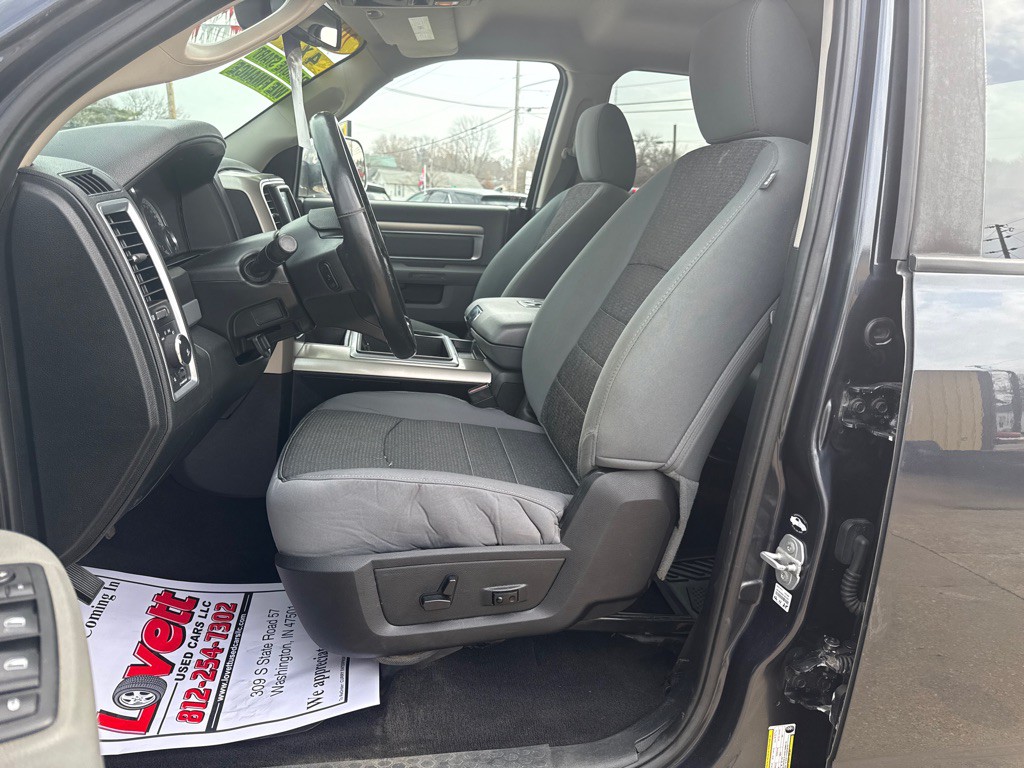 2015 RAM 1500 Image 12