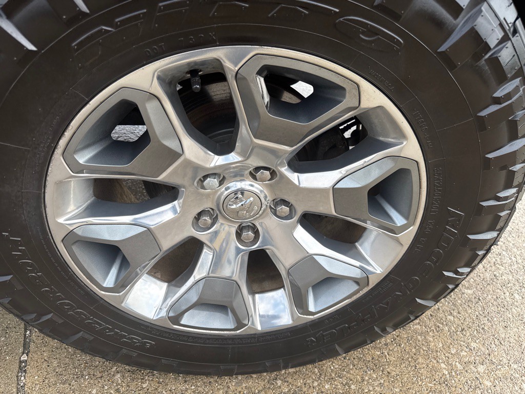 2015 RAM 1500 Image 21