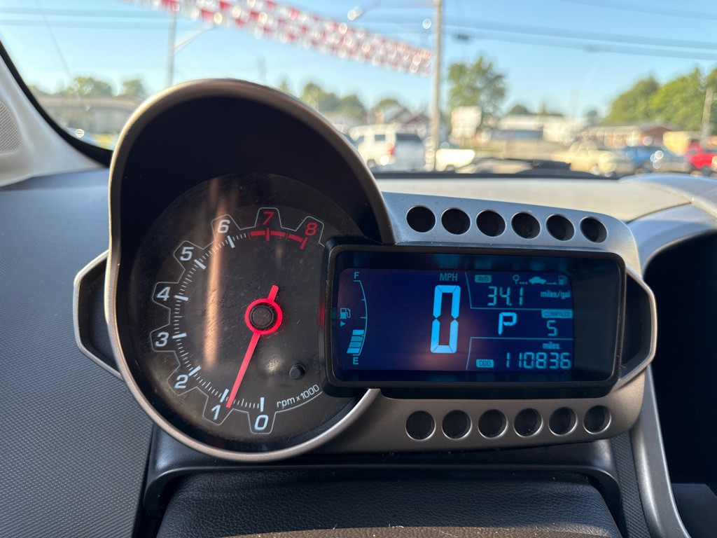 2015 Chevrolet Sonic Image 14