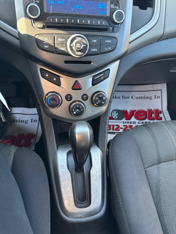 2015 Chevrolet Sonic Image 17