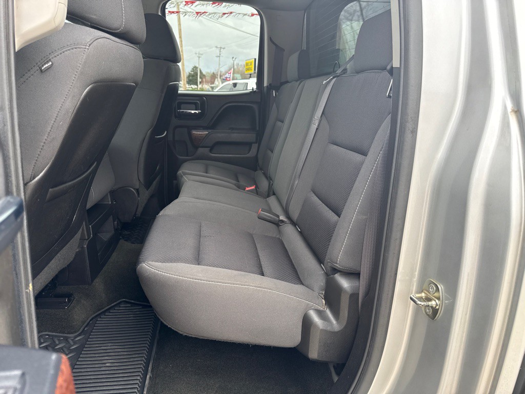 2015 GMC Sierra Image 8