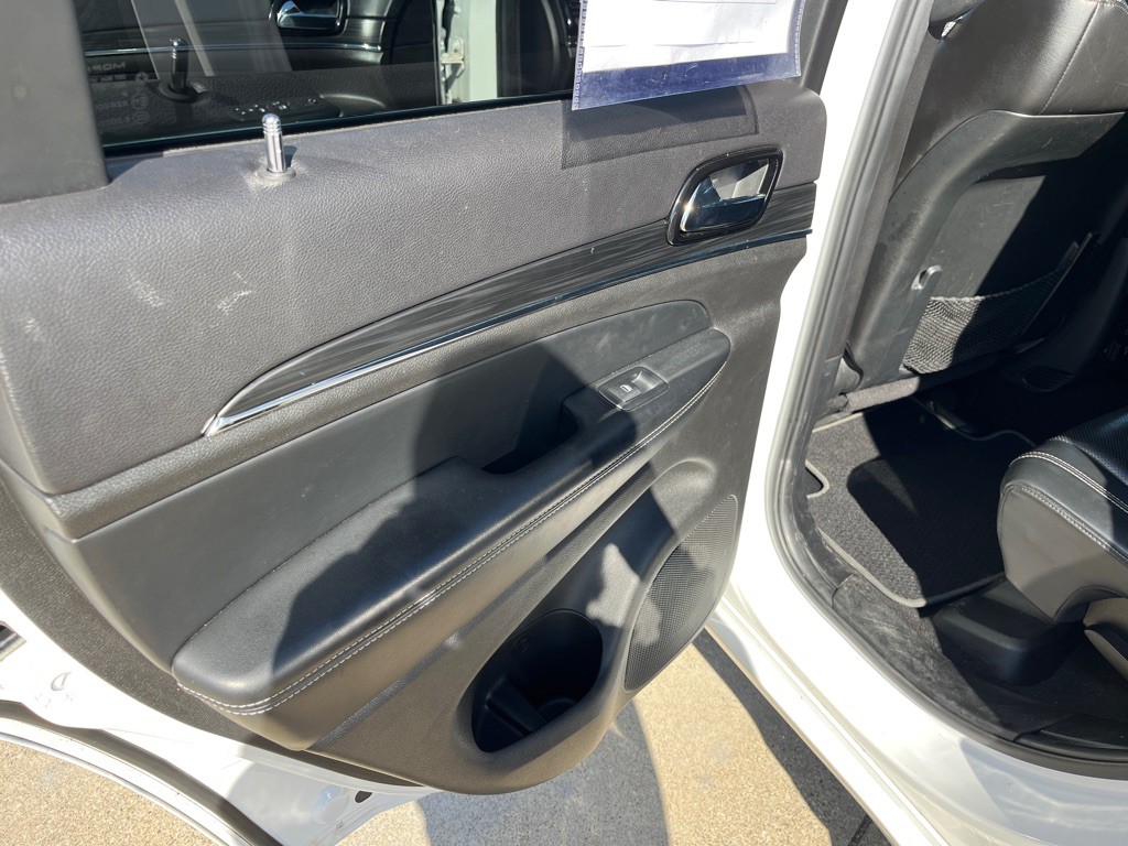 2021 Jeep Grand Cherokee Image 16