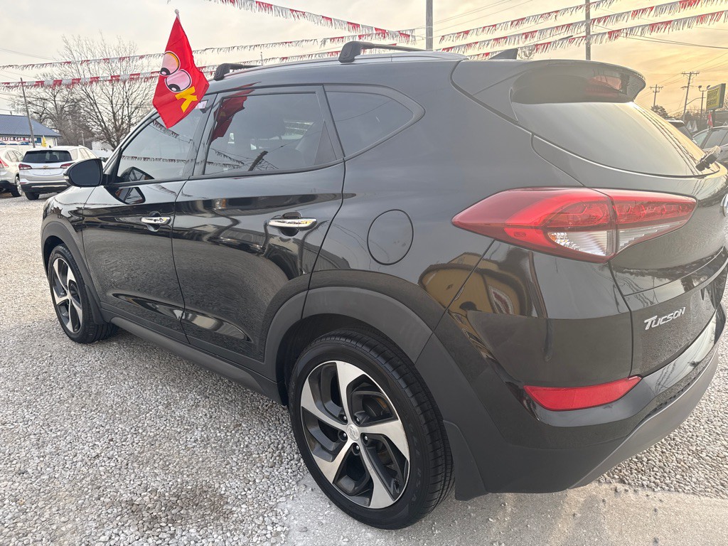 2016 Hyundai Tucson Image 7