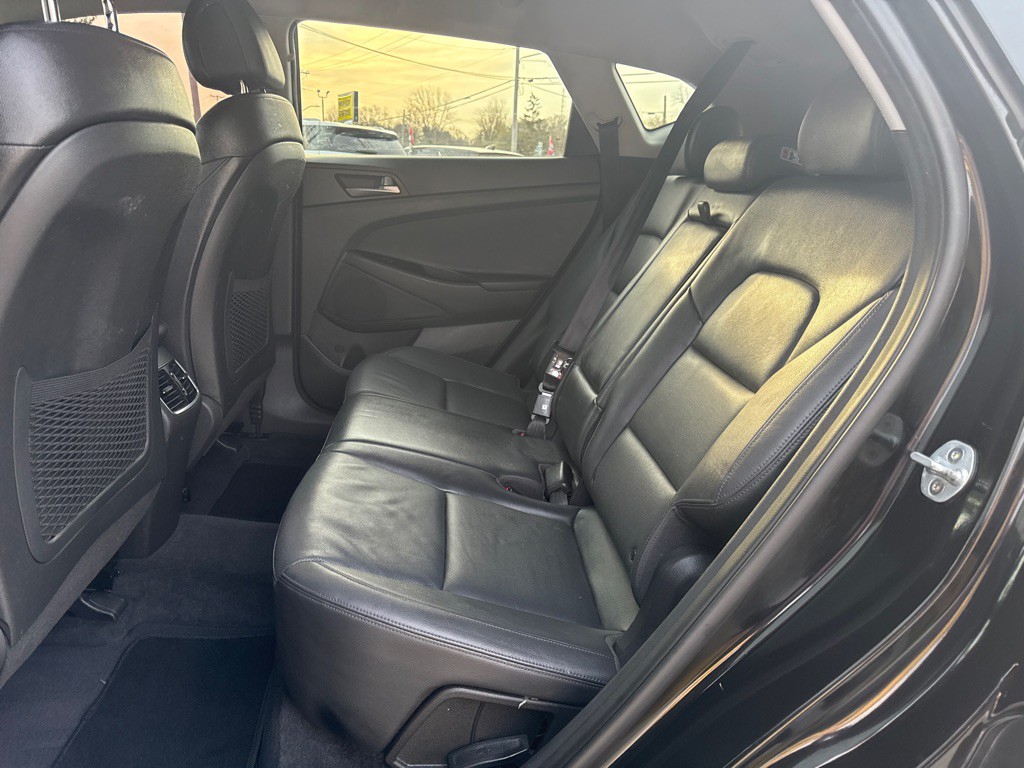 2016 Hyundai Tucson Image 9