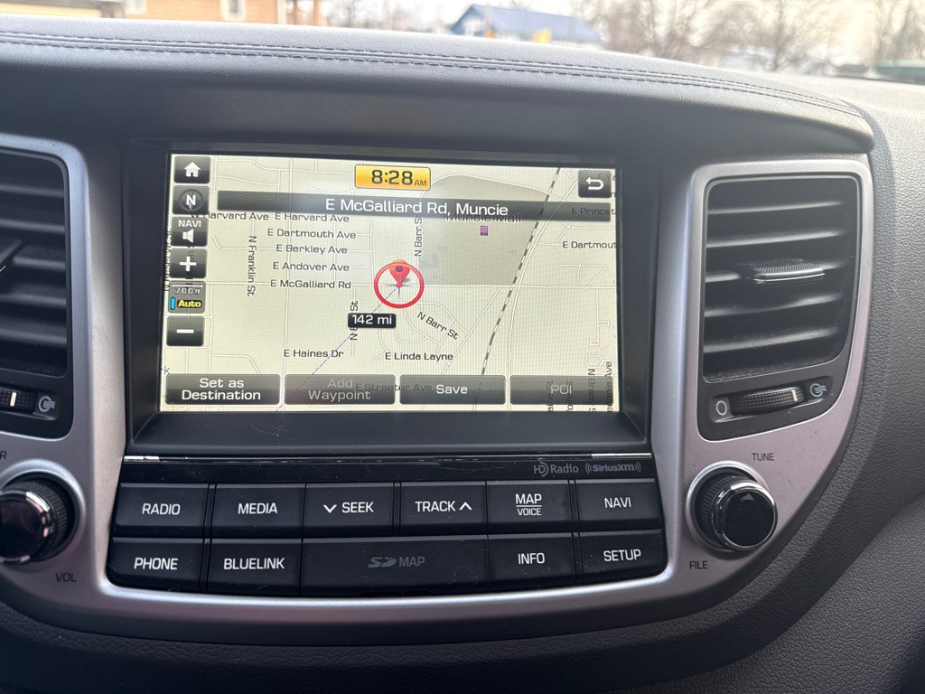 2016 Hyundai Tucson Image 18