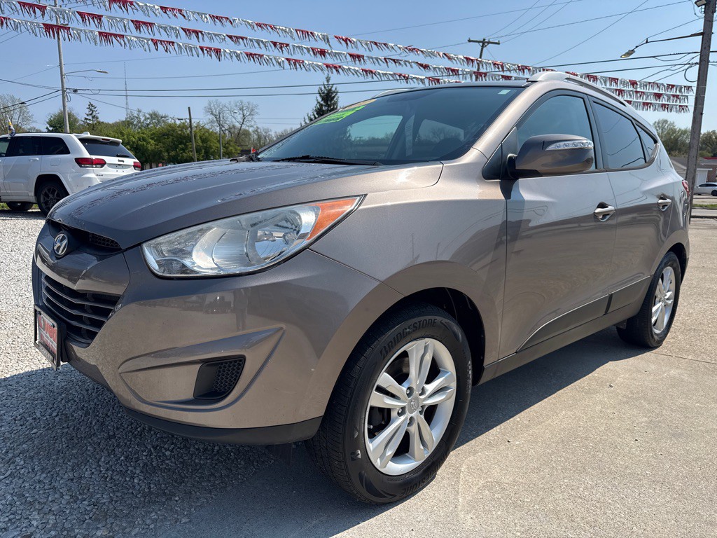 2012 Hyundai Tucson Image 1