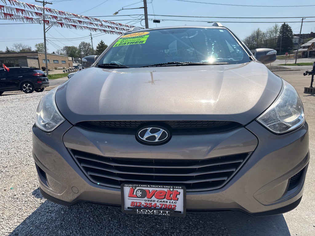 2012 Hyundai Tucson Image 2