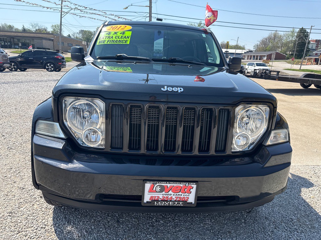 2012 Jeep Liberty Image 2