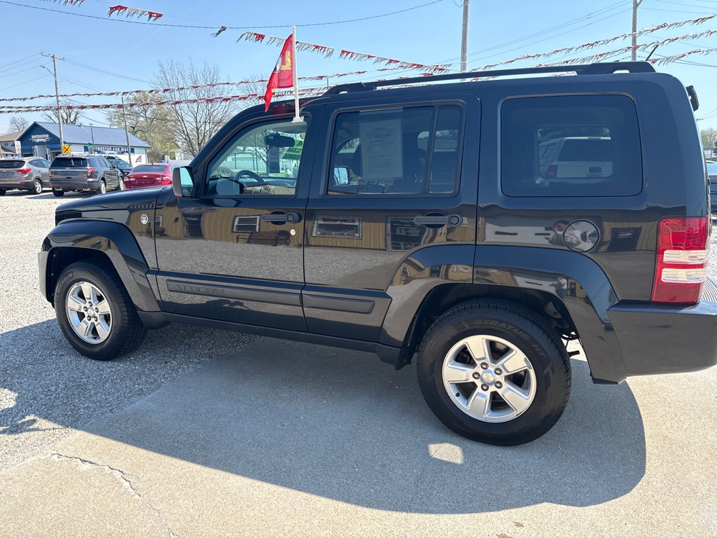2012 Jeep Liberty Image 8