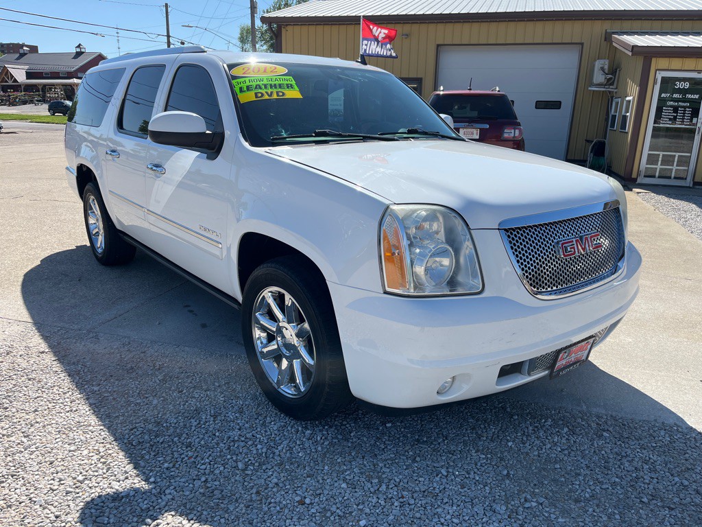 2012 GMC Yukon Image 3