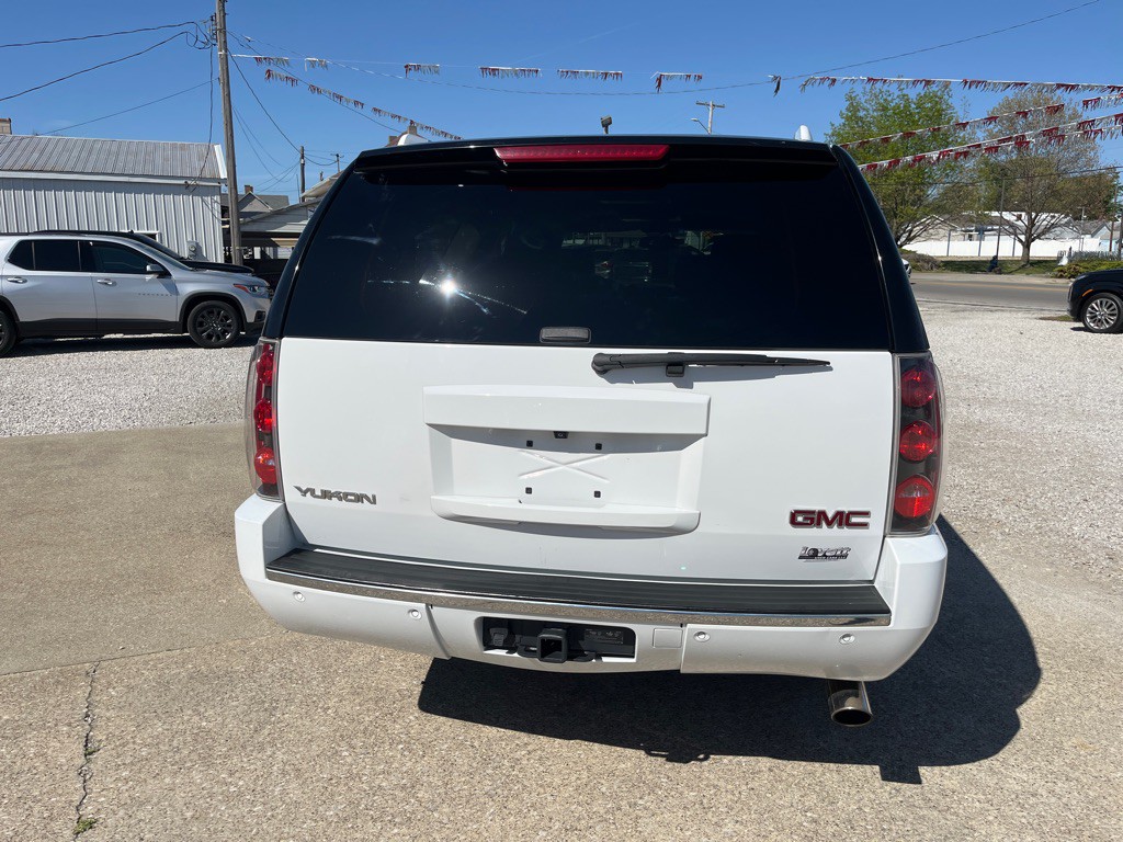2012 GMC Yukon Image 6