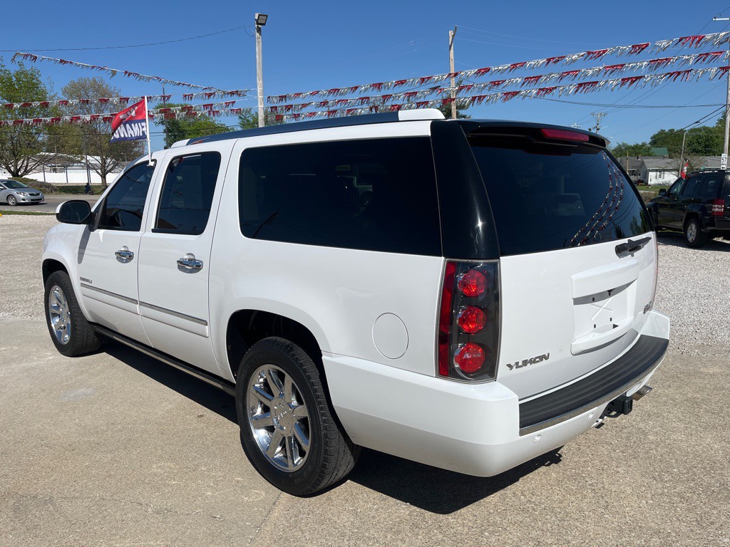 2012 GMC Yukon Image 7