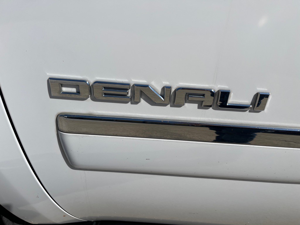 2012 GMC Yukon Image 9