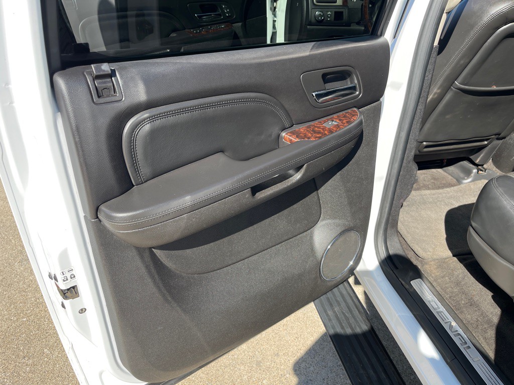 2012 GMC Yukon Image 12