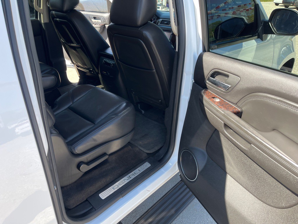 2012 GMC Yukon Image 16