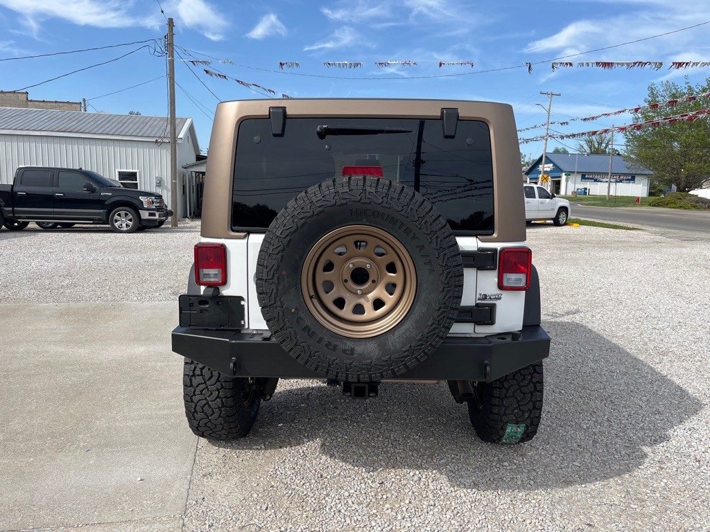 2013 Jeep Wrangler Unlimited Image 9