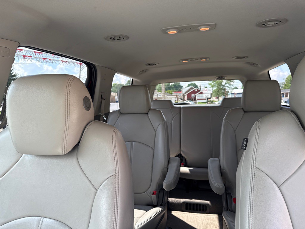 2016 GMC Acadia Image 26