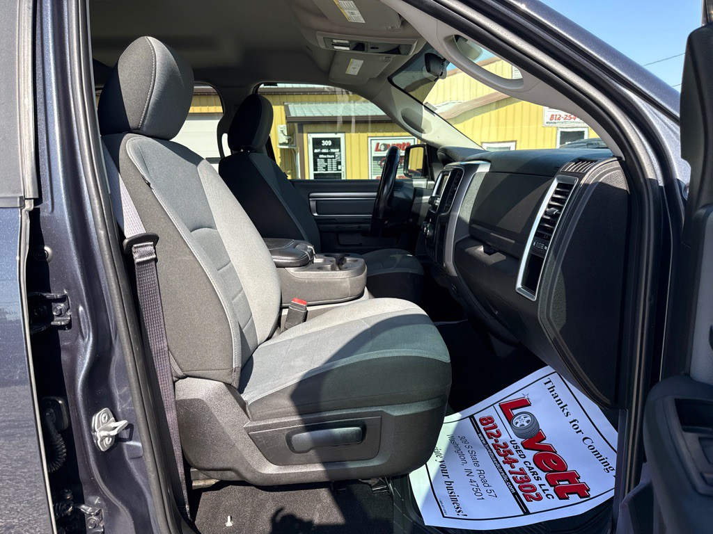 2021 RAM 1500 Image 9