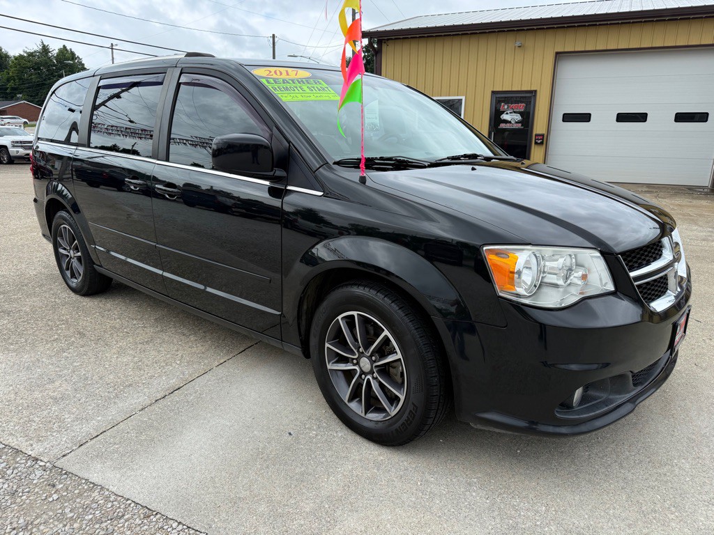 2017 Dodge Grand Caravan Image 3
