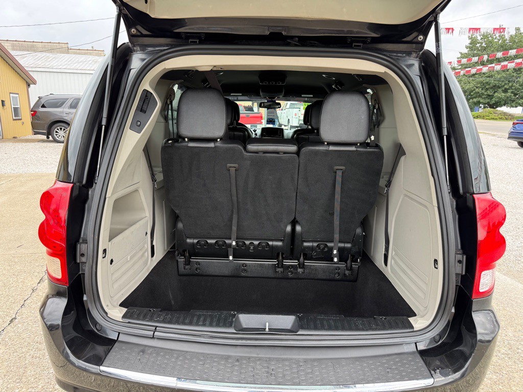 2017 Dodge Grand Caravan Image 6