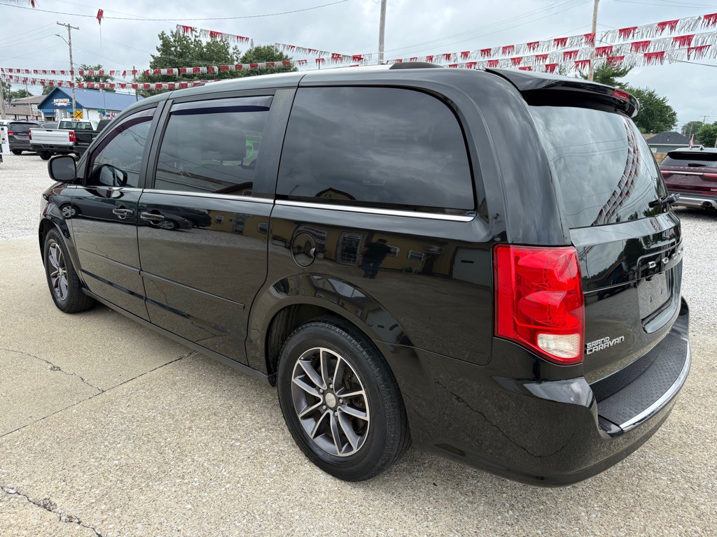 2017 Dodge Grand Caravan Image 10