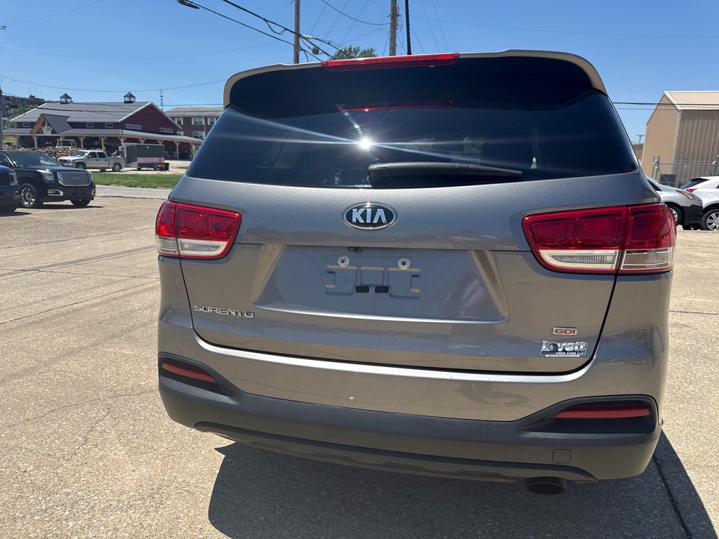 2017 Kia Sorento Image 4