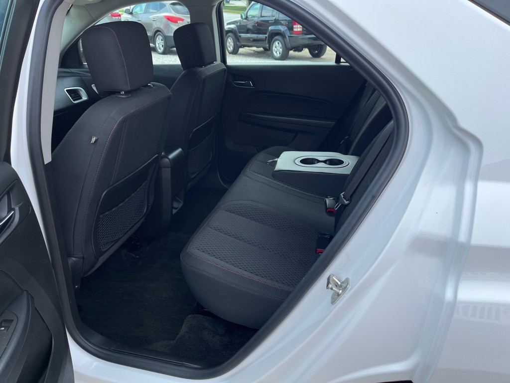2015 Chevrolet Equinox Image 12