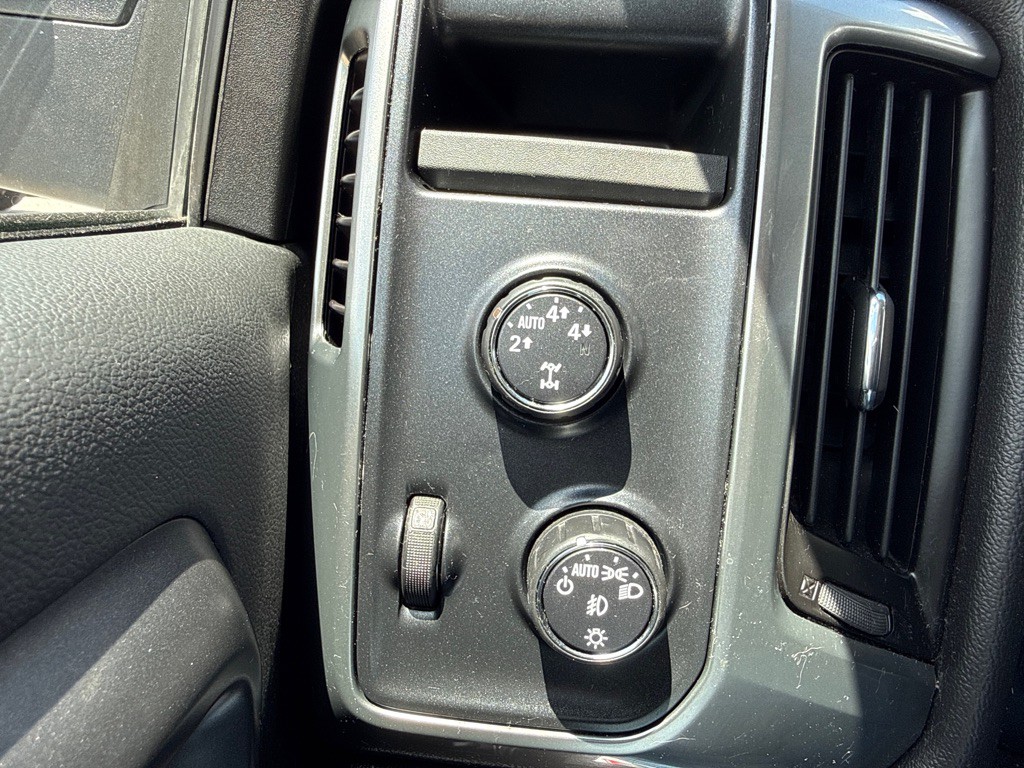 2016 Chevrolet Silverado 1500 Image 17