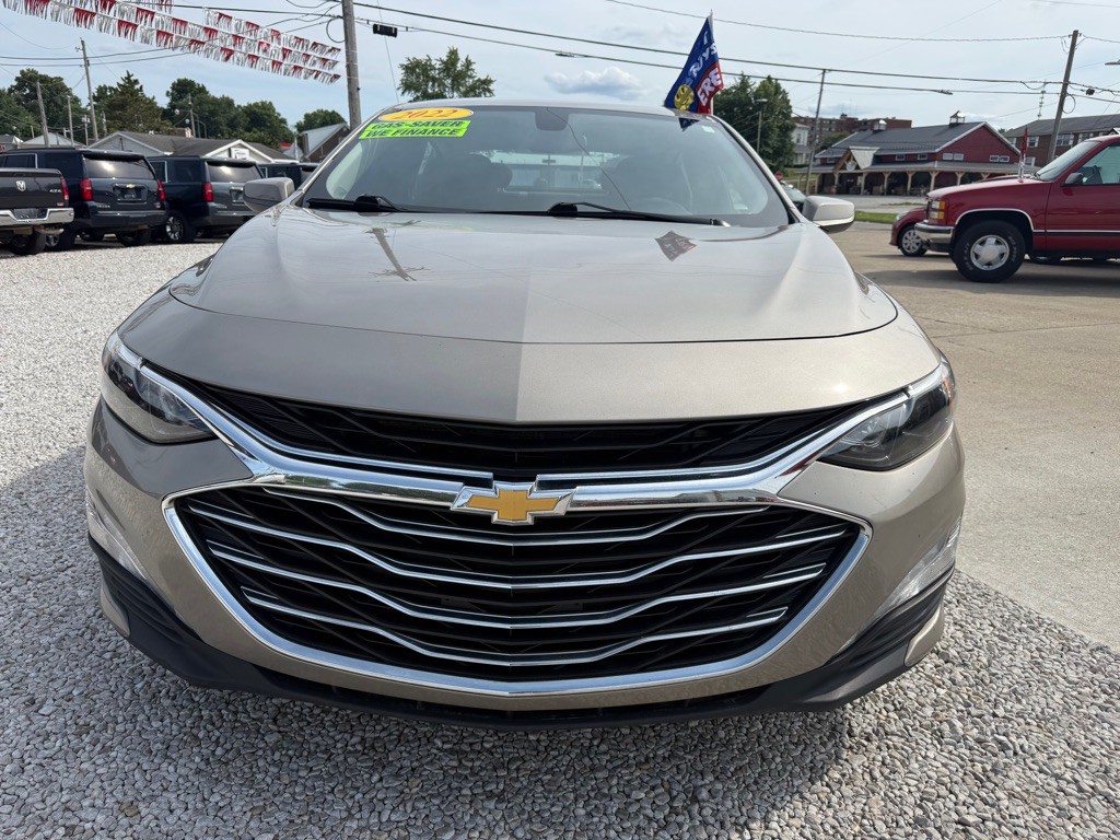 2022 Chevrolet Malibu Image 2