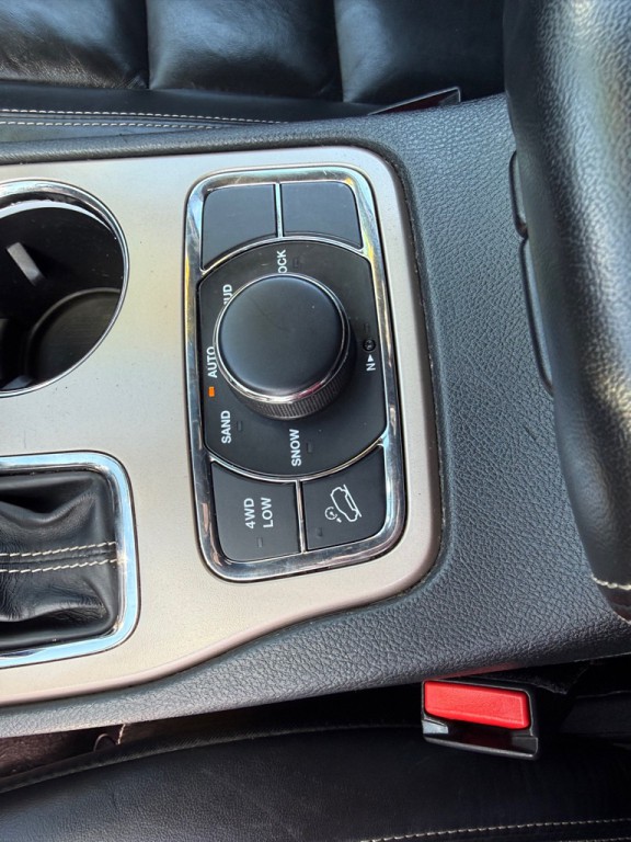 2017 Jeep Grand Cherokee Image 19