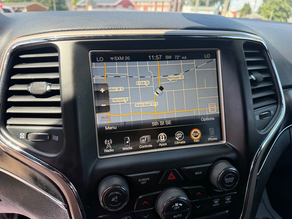 2017 Jeep Grand Cherokee Image 21