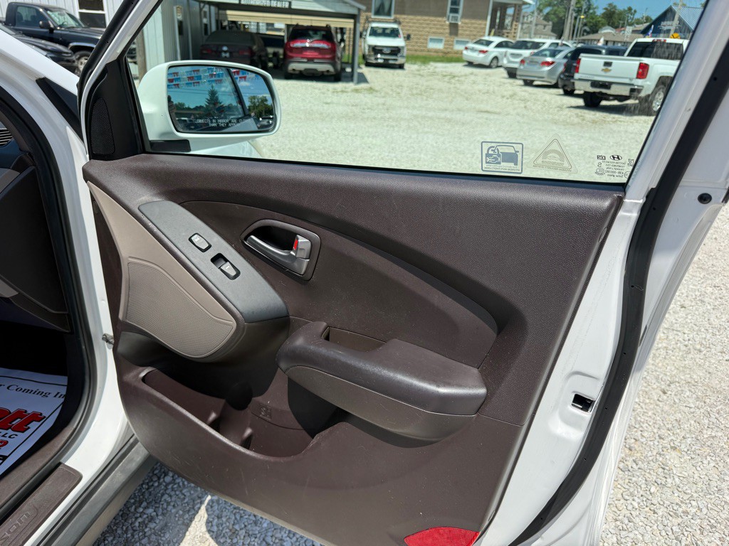 2015 Hyundai Tucson Image 6