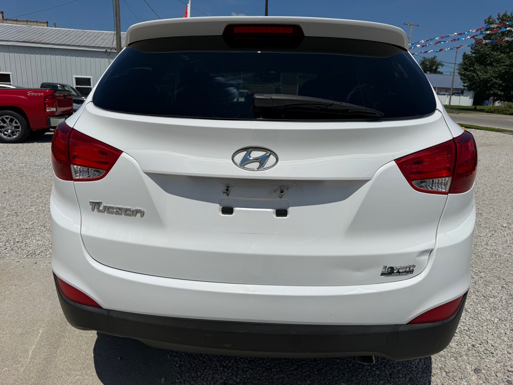 2015 Hyundai Tucson Image 12