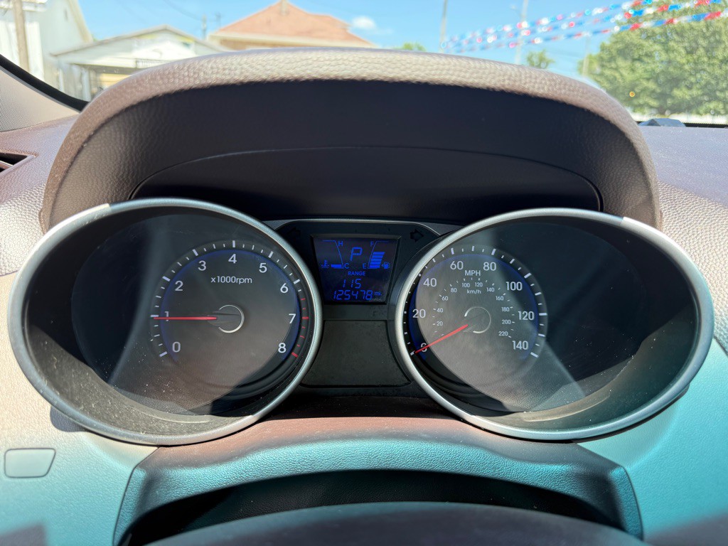2015 Hyundai Tucson Image 17