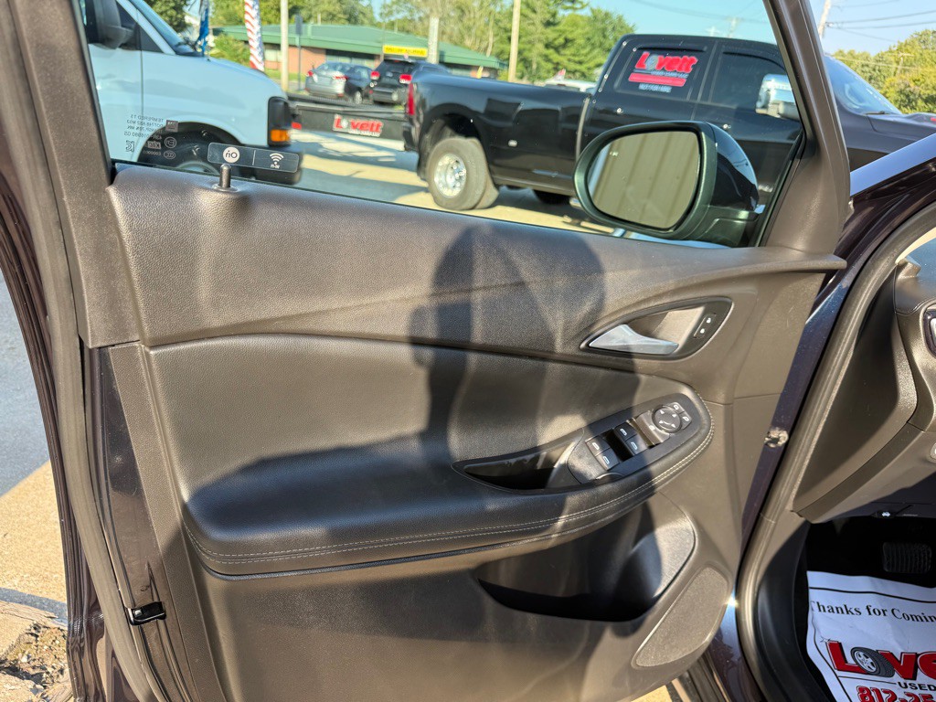 2021 Buick Enclave Image 17