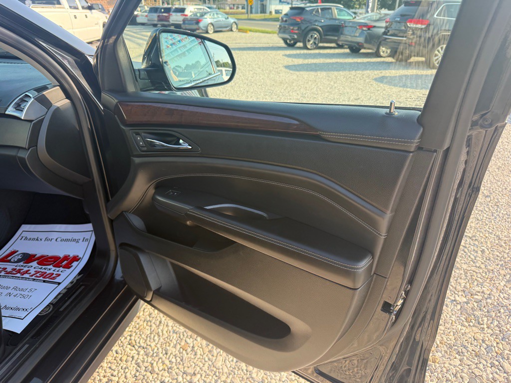 2012 Cadillac SRX Image 6