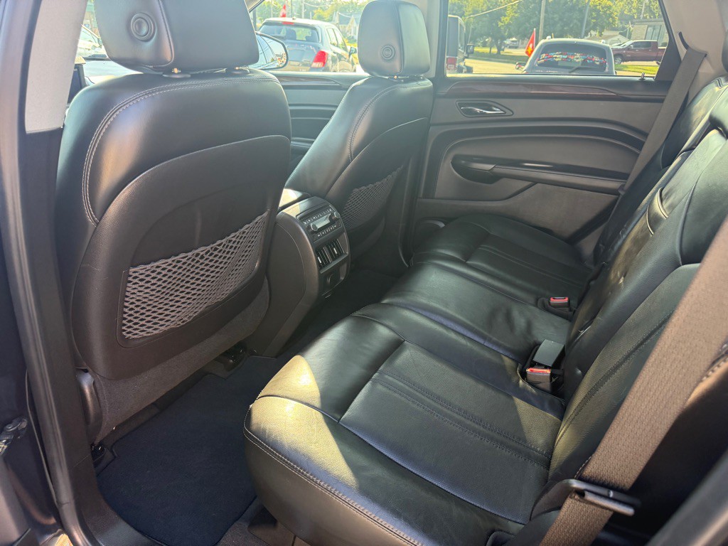 2012 Cadillac SRX Image 17