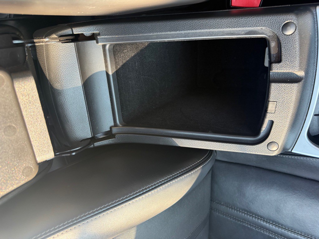 2012 Cadillac SRX Image 24