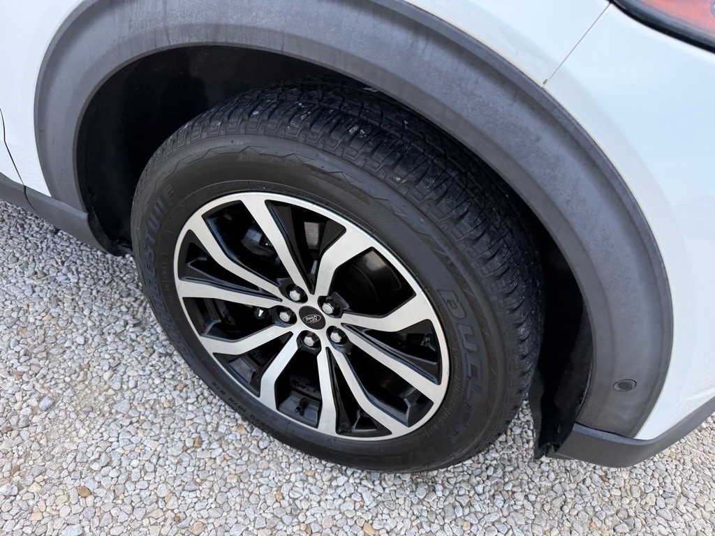 2020 Ford Explorer Image 4