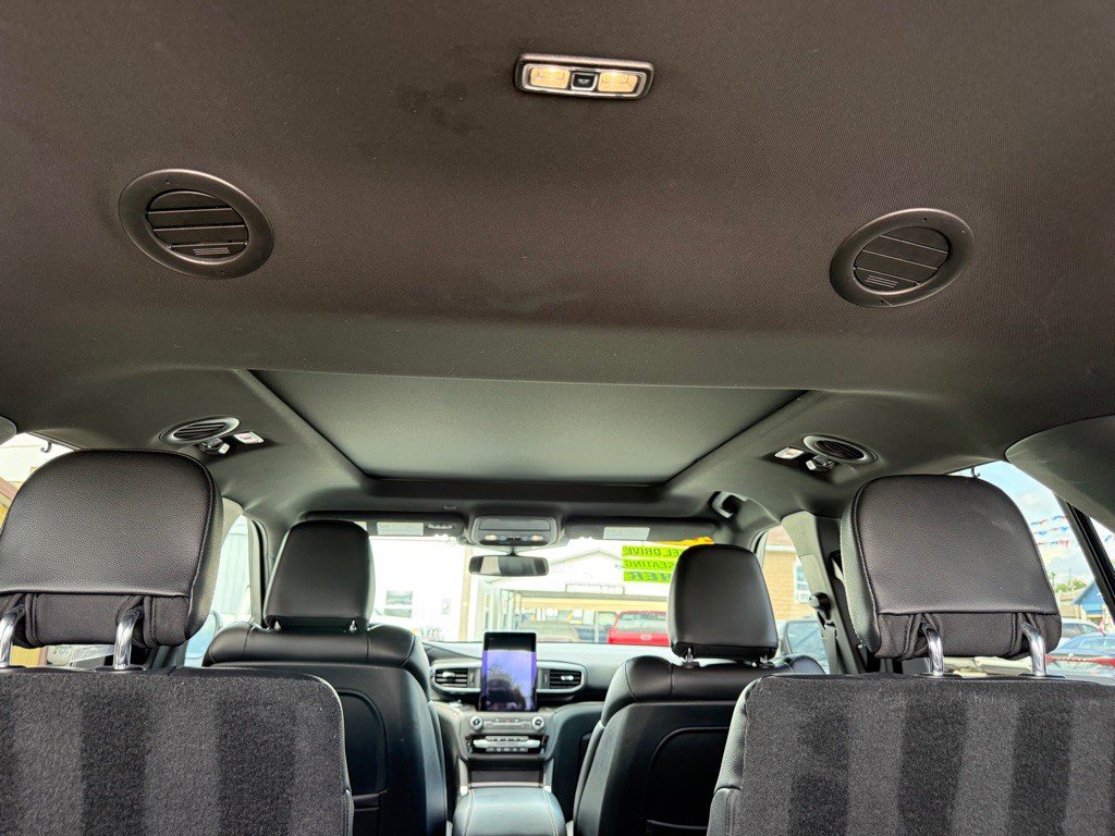 2020 Ford Explorer Image 19